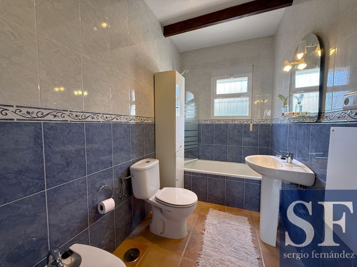 Image No.15-3 Bed Villa for sale