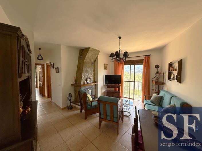 Image No.5-2 Bed Townhouse for sale