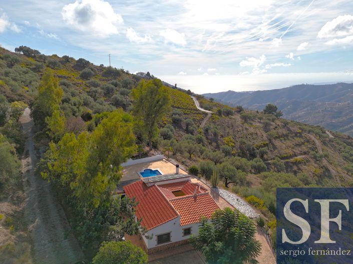 Image No.2-3 Bed Villa for sale