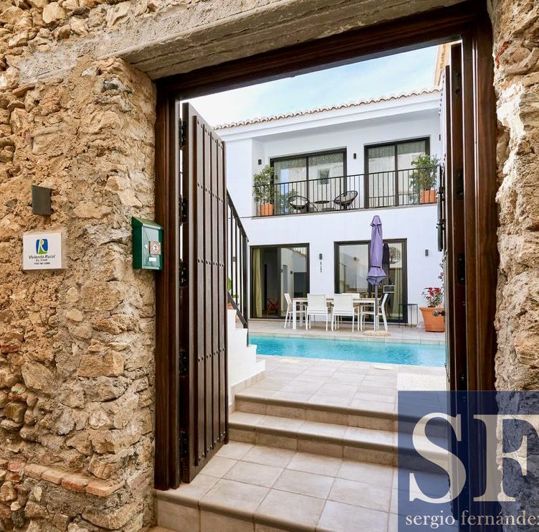 Image No.19-3 Bed Townhouse for sale