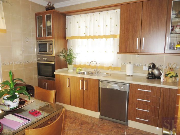 Image No.5-3 Bed Townhouse for sale