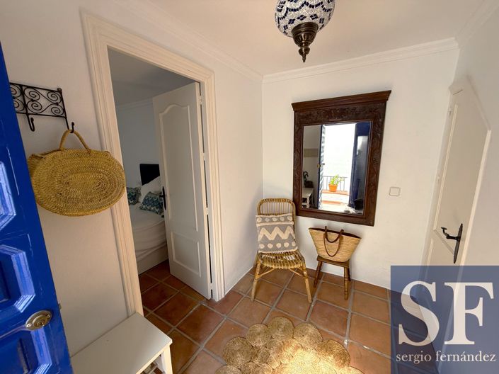 Image No.6-2 Bed Townhouse for sale