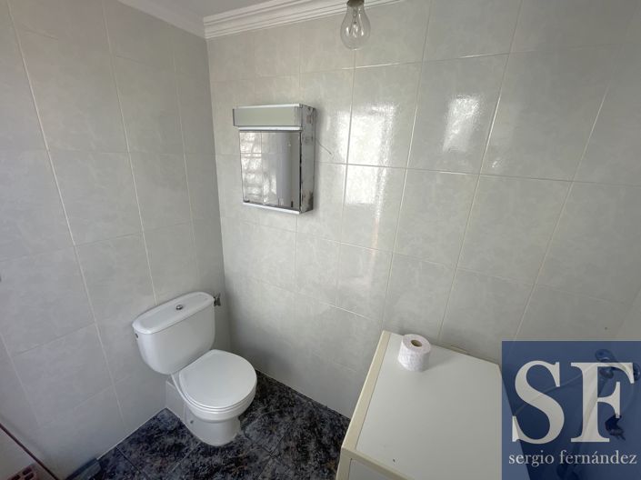 Image No.15-4 Bed Townhouse for sale