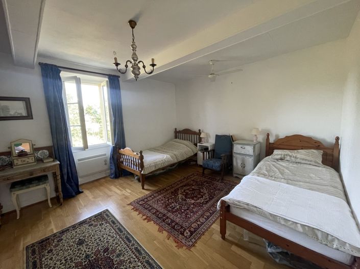 Image No.20-3 Bed House for sale