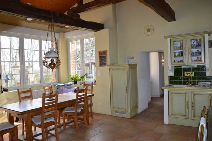 Image No.11-6 Bed House for sale