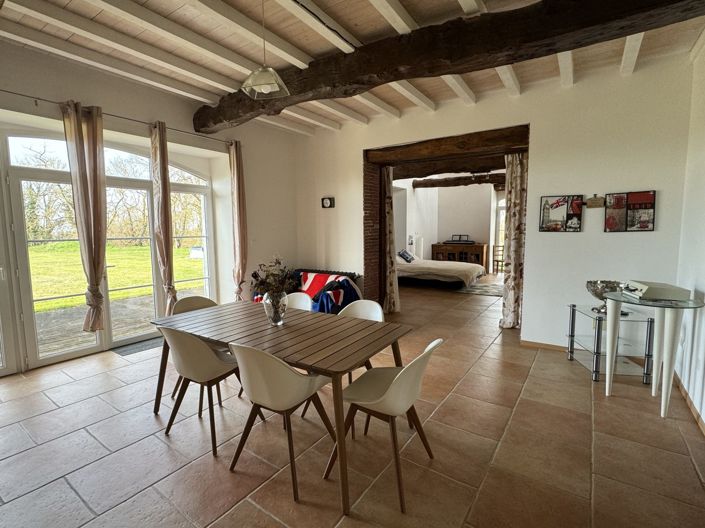 Image No.6-6 Bed House for sale