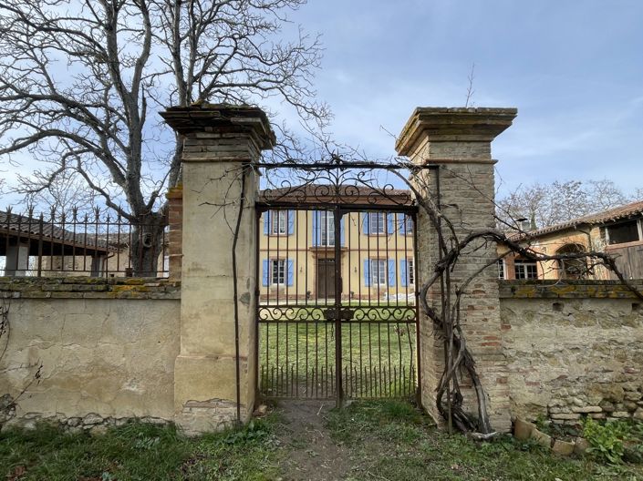 Image No.60-6 Bed House for sale