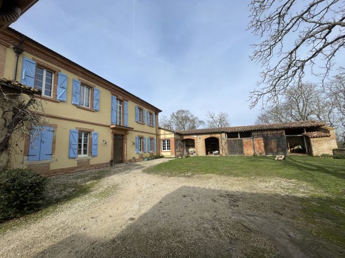 Image No.66-6 Bed House for sale