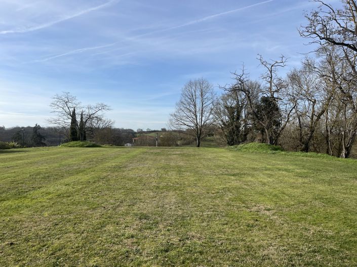 Image No.75-6 Bed House for sale