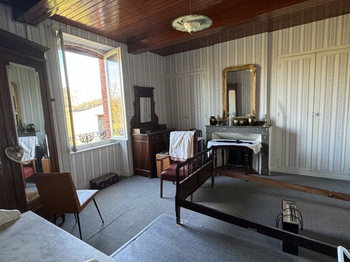 Image No.23-8 Bed House for sale