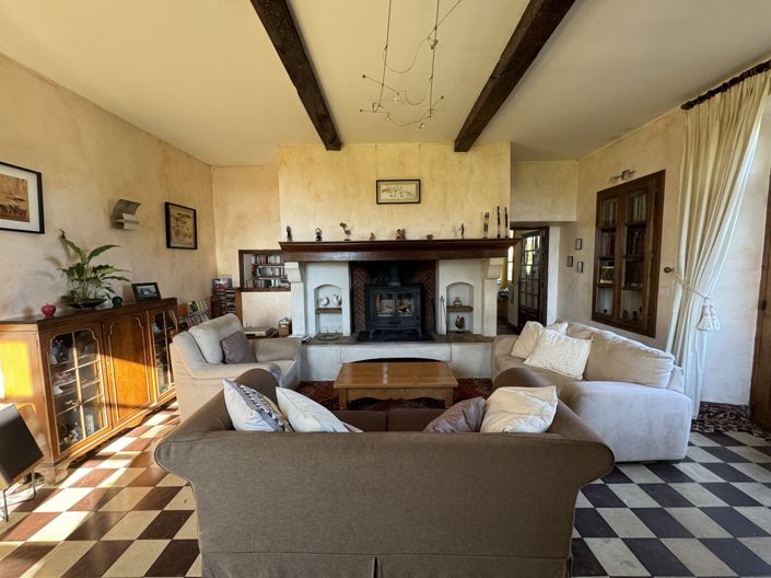 Image No.12-5 Bed House for sale