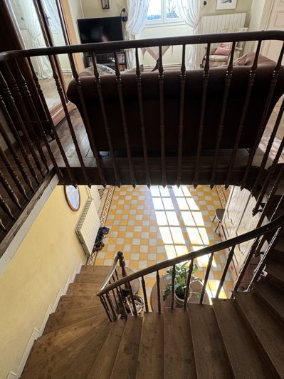 Image No.32-5 Bed House for sale