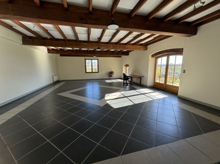 Image No.39-5 Bed House for sale