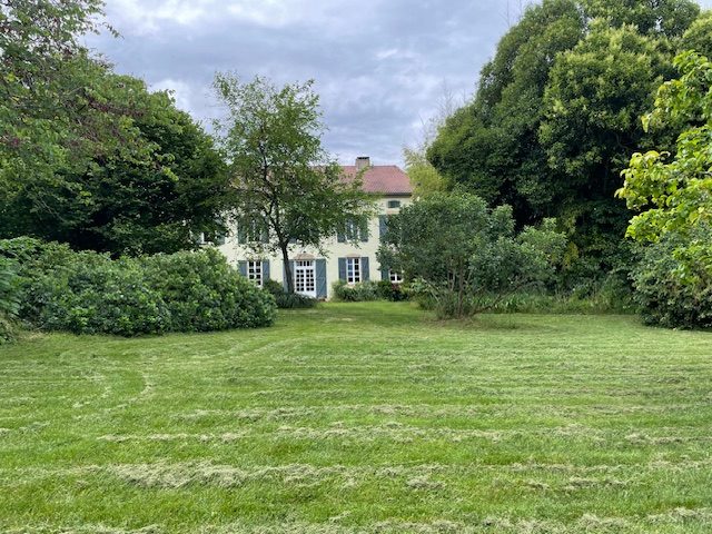 Image No.66-5 Bed House for sale