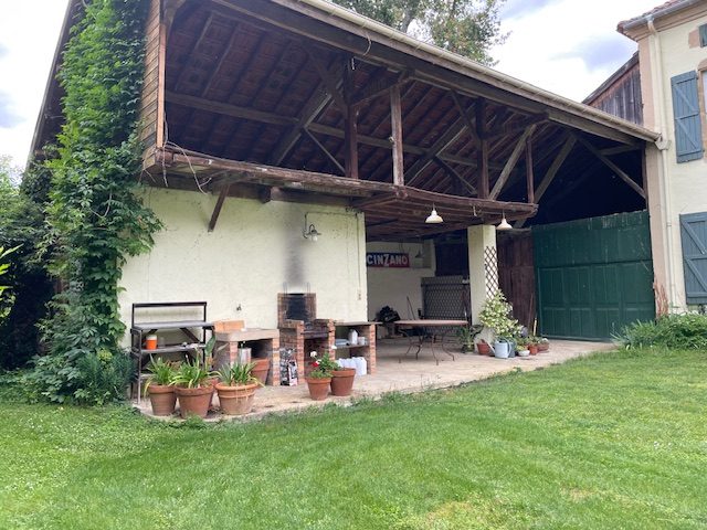 Image No.68-5 Bed House for sale