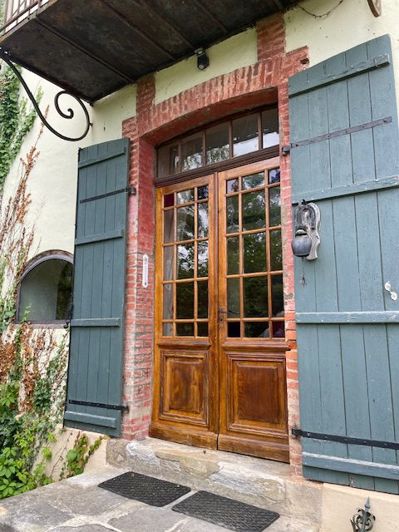 Image No.9-5 Bed House for sale