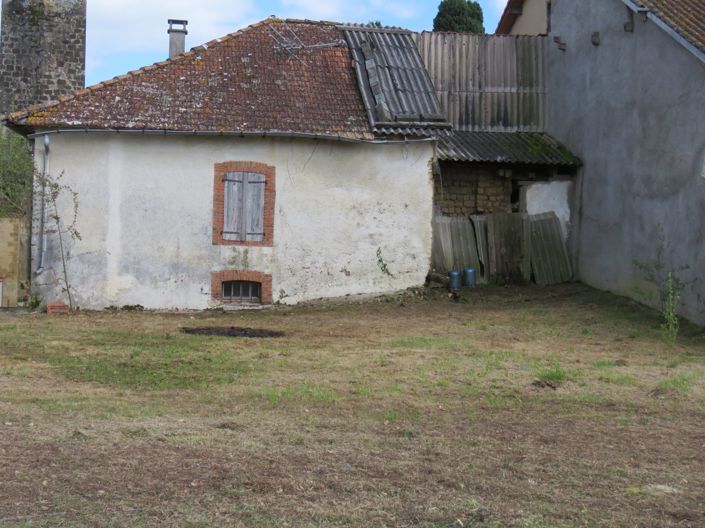 Image No.9-3 Bed House for sale