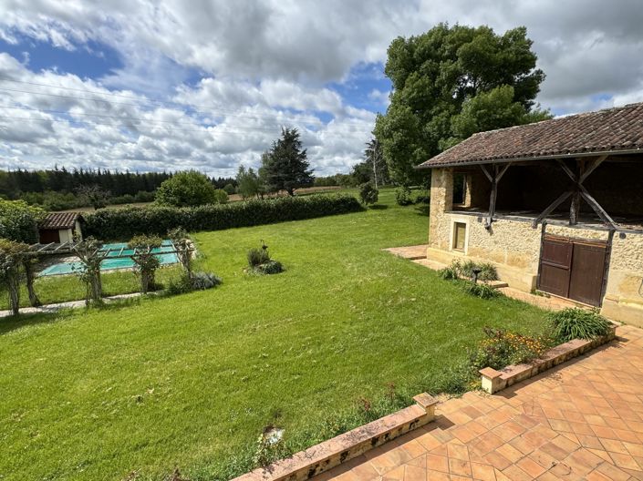 Image No.3-4 Bed House for sale