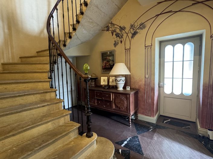 Image No.18-9 Bed House for sale