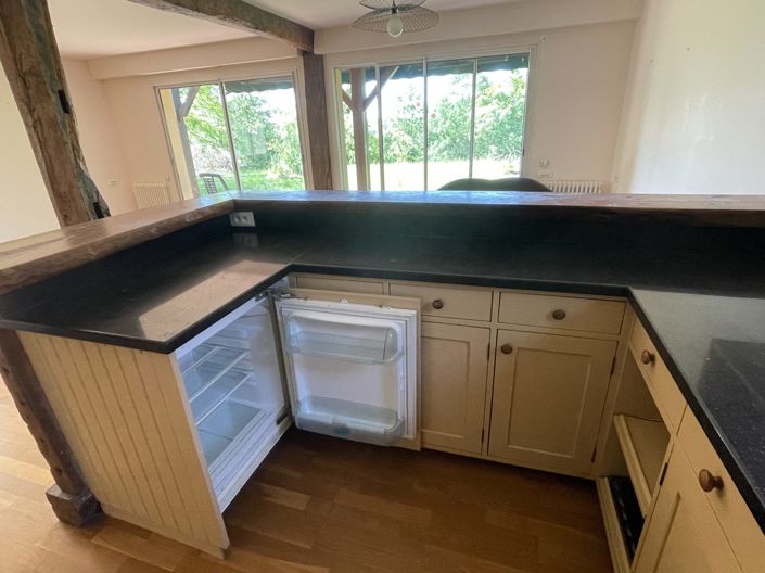 Image No.10-3 Bed Country House for sale