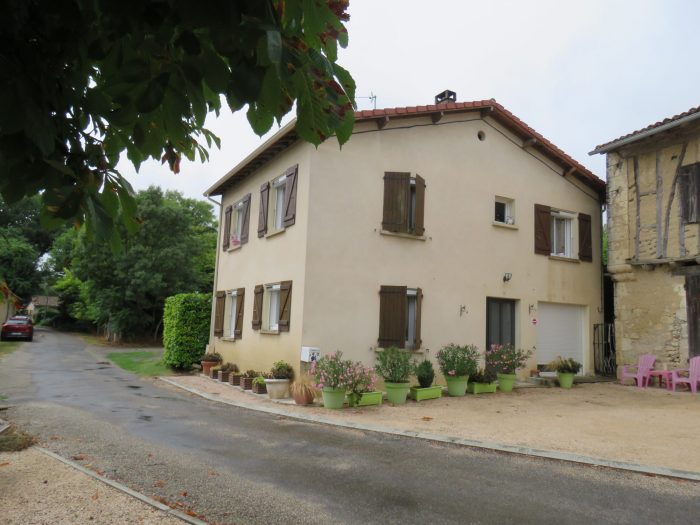 Image No.1-Maison de 3 chambres à vendre à Monfort