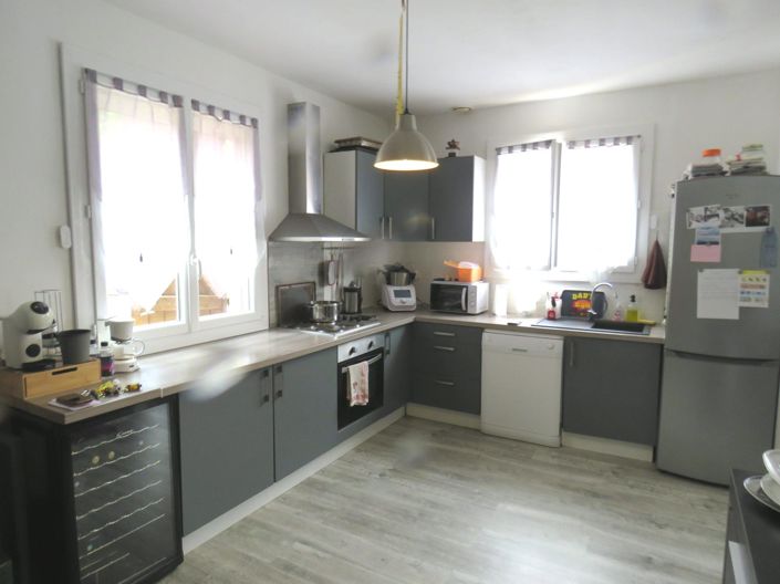 Image No.6-3 Bed House for sale