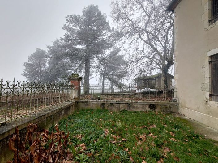 Image No.14-3 Bed House for sale