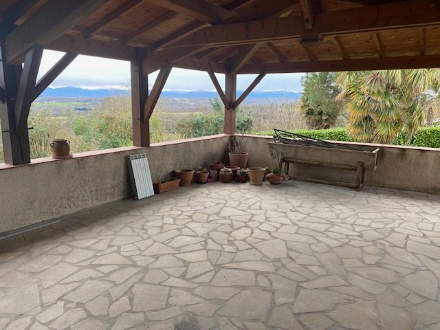 Image No.12-5 Bed House for sale