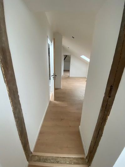 Image No.30-5 Bed House for sale