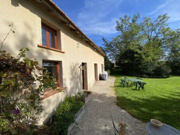 1 - Auch, Maison
