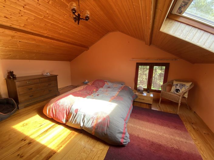 Image No.9-4 Bed House for sale