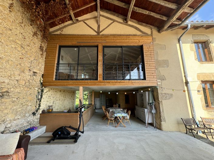 Image No.17-6 Bed House for sale