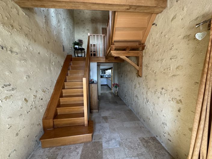 Image No.19-6 Bed House for sale