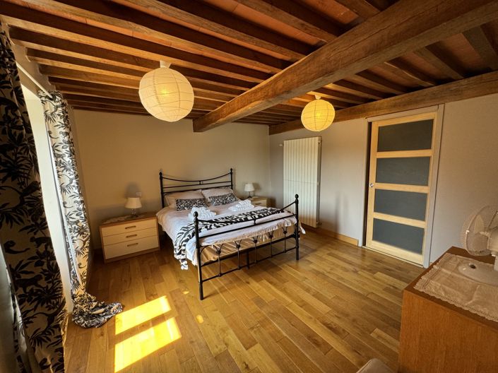 Image No.22-6 Bed House for sale