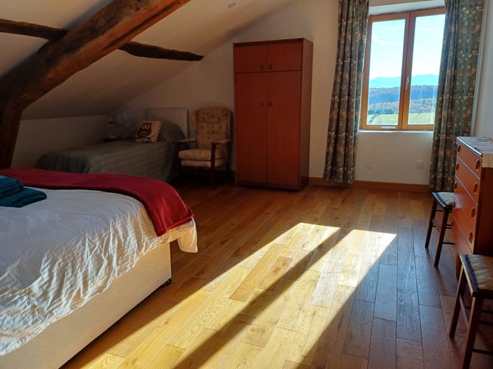 Image No.30-6 Bed House for sale