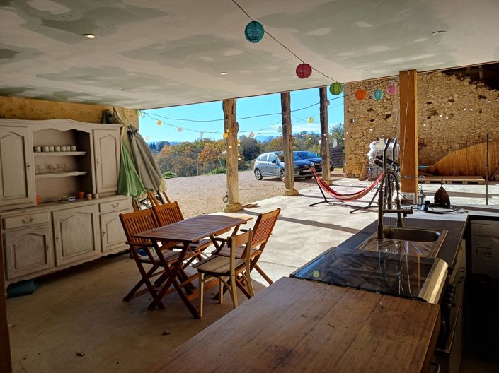 Image No.32-6 Bed House for sale