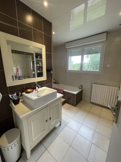 Image No.15-Maison de 4 chambres à vendre à Castillon-Debats