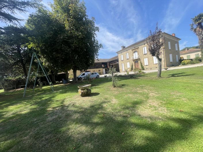 Image No.20-4 Bed House for sale