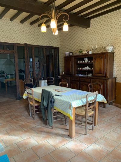 Image No.8-4 Bed House for sale