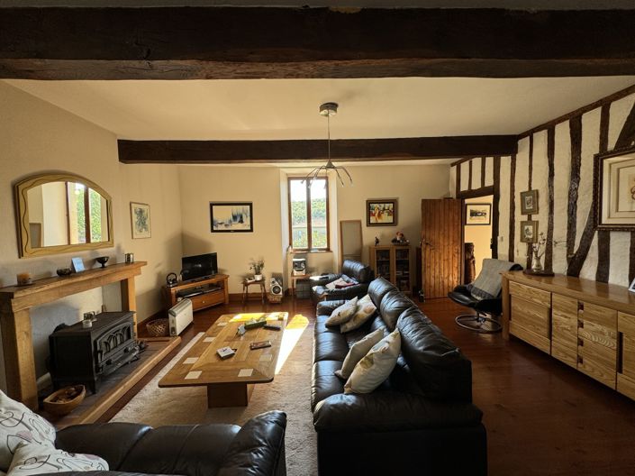 Image No.8-3 Bed House for sale