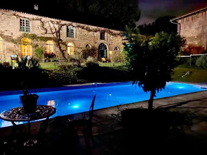 Image No.17-7 Bed House for sale