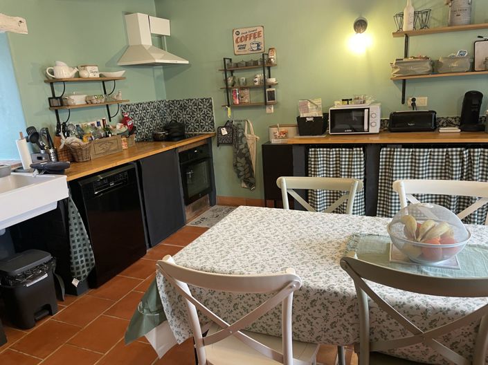 Image No.2-Maison de 2 chambres à vendre à Saint-Michel