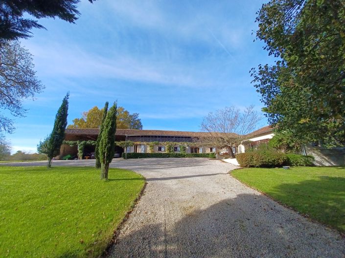 Image No.64-Maison de 4 chambres à vendre à Simorre