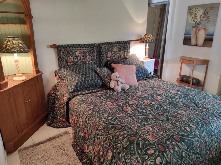 Image No.15-4 Bed House for sale