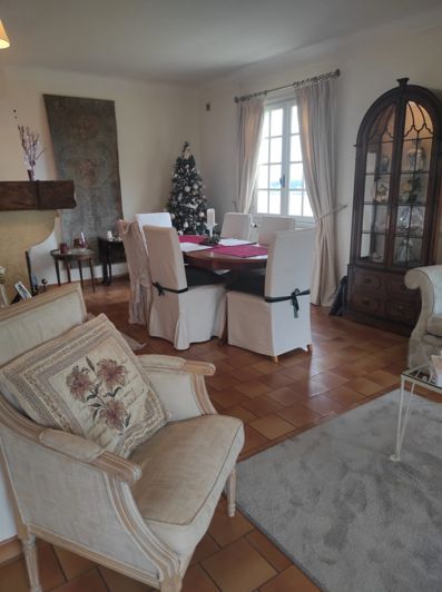 Image No.5-4 Bed House for sale