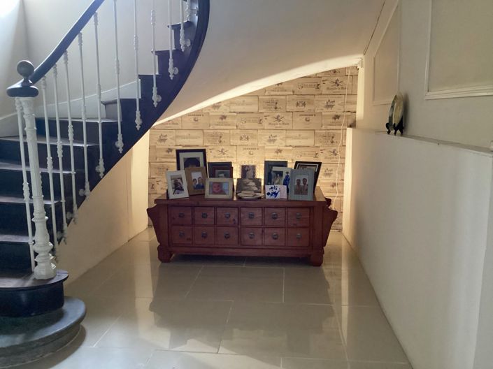 Image No.7-6 Bed House for sale