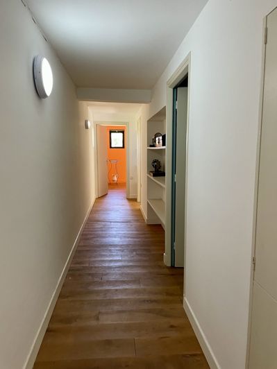 Image No.24-7 Bed House for sale