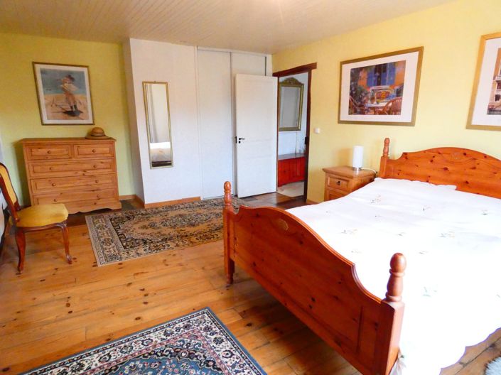 Image No.15-3 Bed House for sale