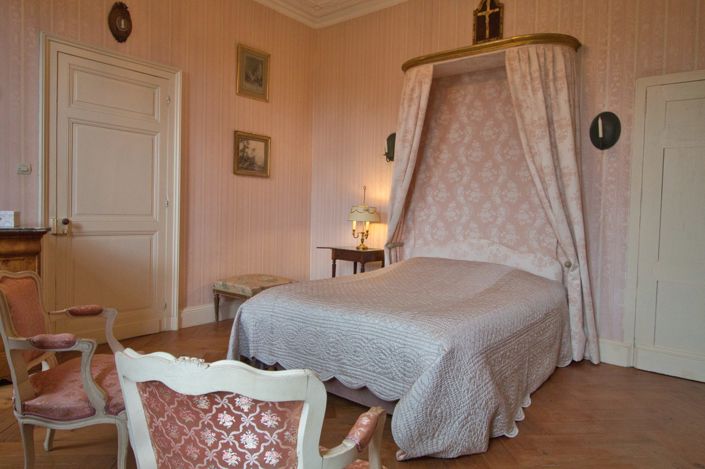 Image No.23-4 Bed House for sale