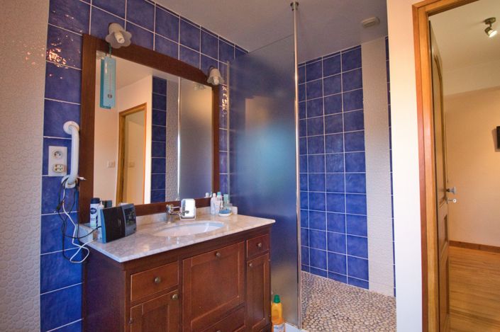 Image No.19-3 Bed House for sale